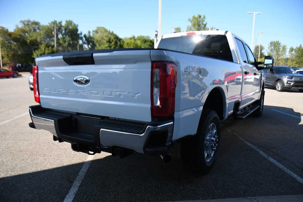 New 2026 Ford F350 XLT image 6