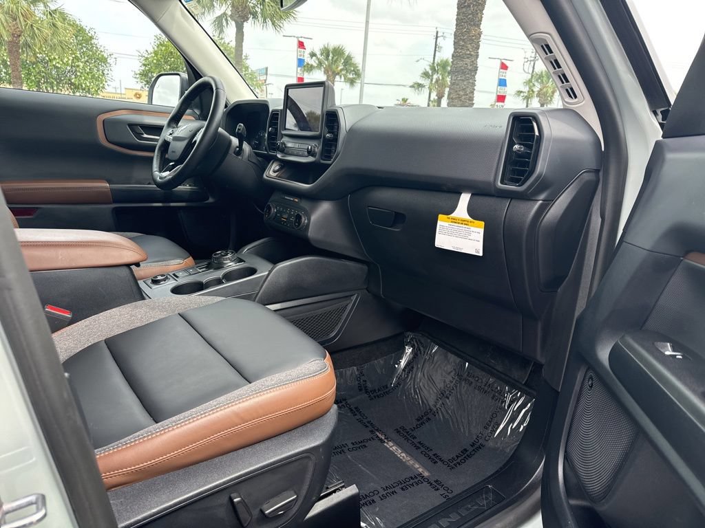 Certified 2024 Ford Bronco Sport Outer Banks w/ Tech Package AWD/4WD image 23