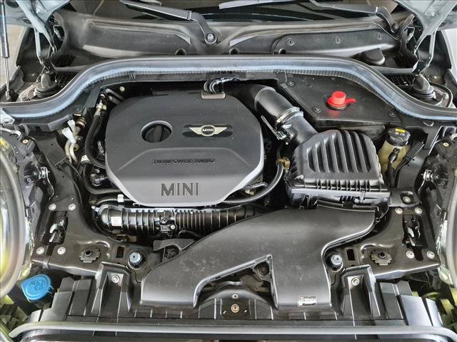 Used 2019 MINI Cooper John Cooper Works FWD image 23