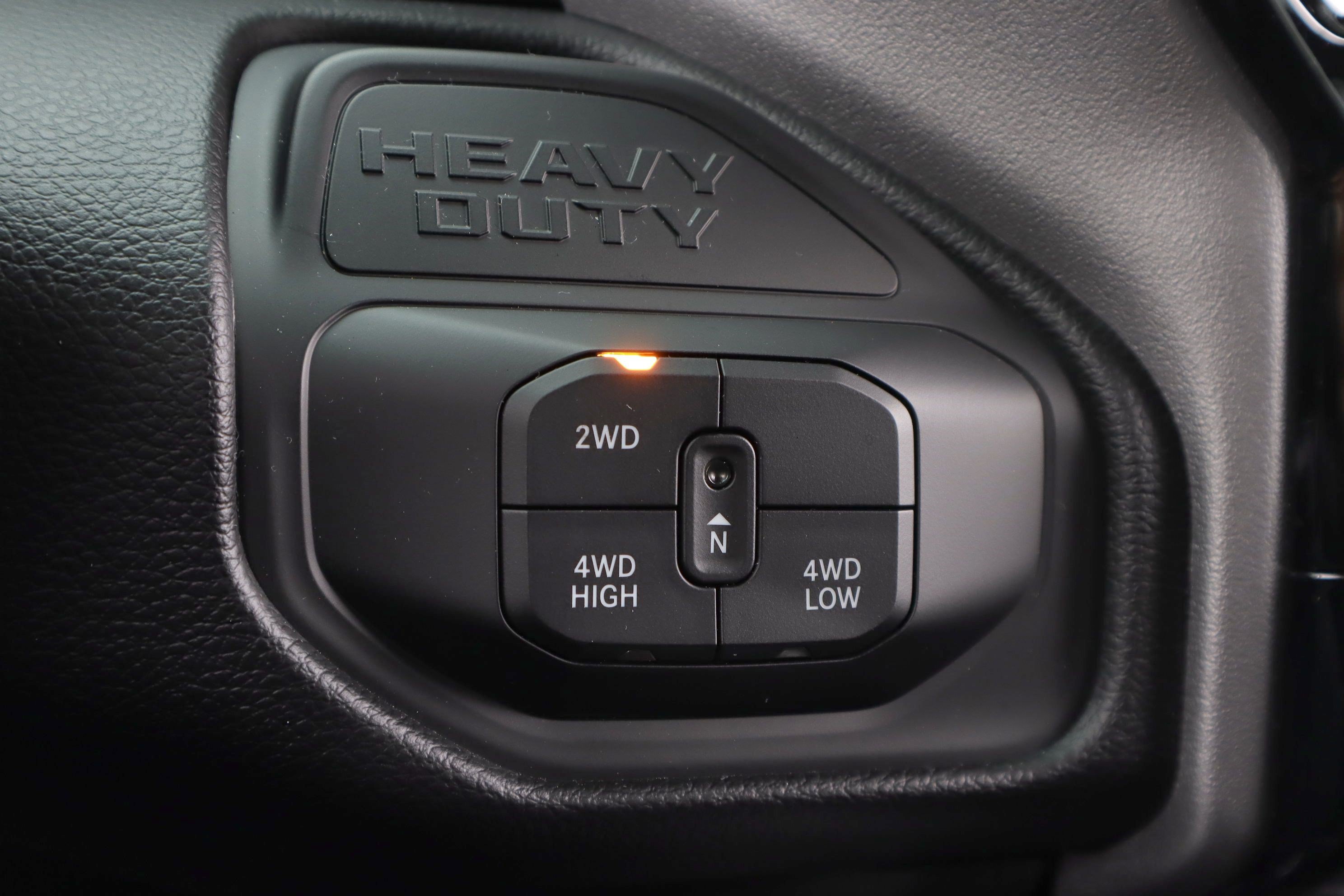 Used 2026 RAM 3500 Laramie AWD/4WD image 25