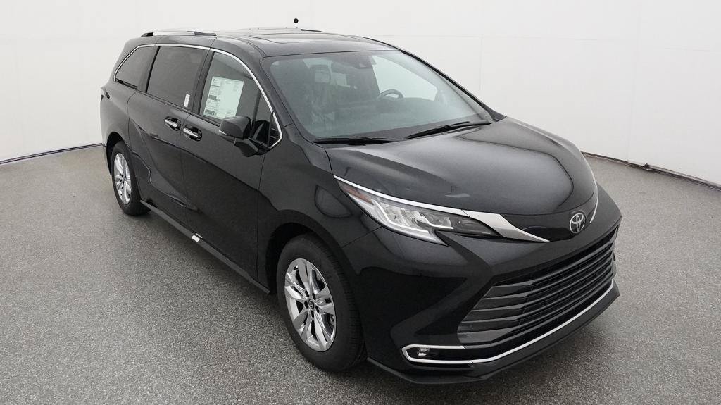 New 2026 Toyota Sienna Limited FWD image 39