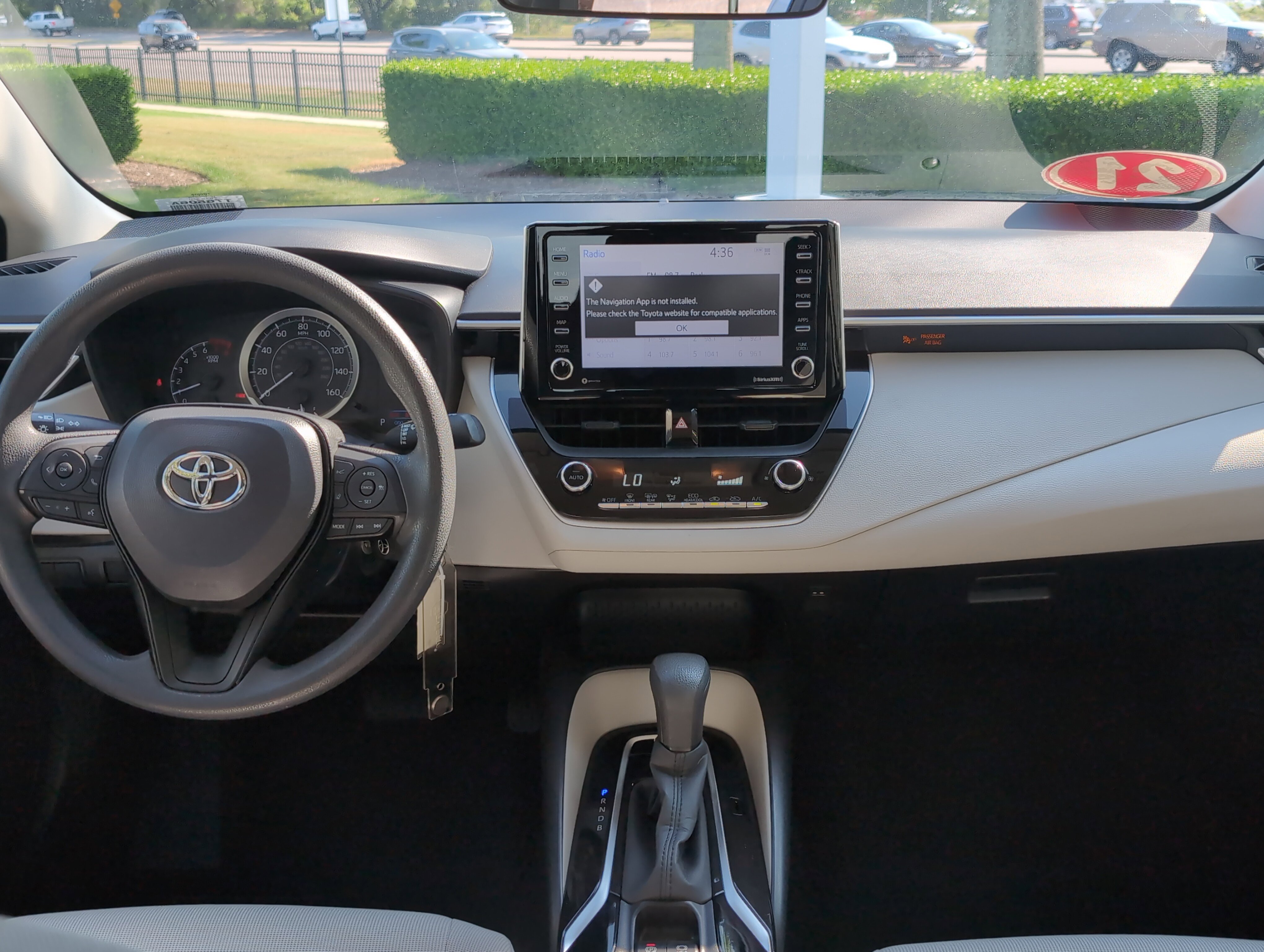 Certified 2021 Toyota Corolla LE FWD image 29