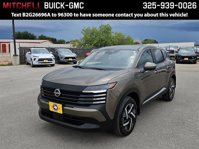 Used 2025 Nissan Kicks SV