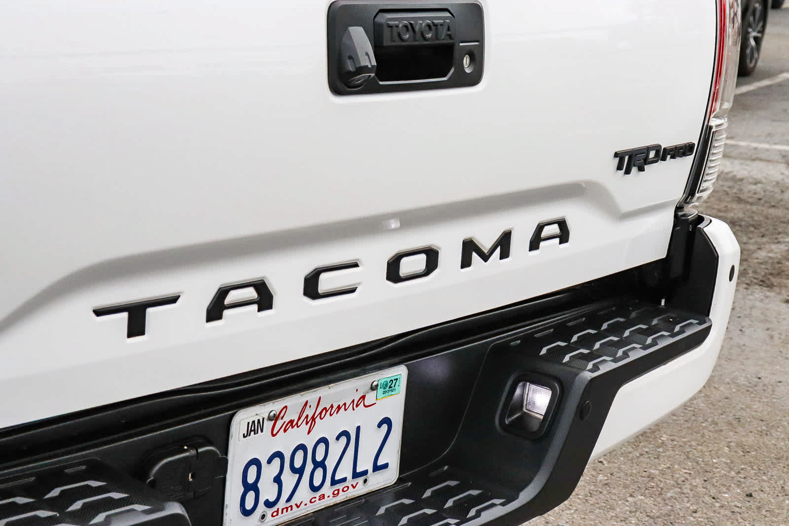 Used 2019 Toyota Tacoma TRD Pro AWD/4WD image 13
