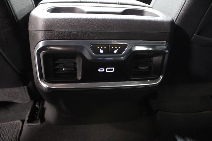 Used 2025 GMC Sierra 2500 Denali image 22