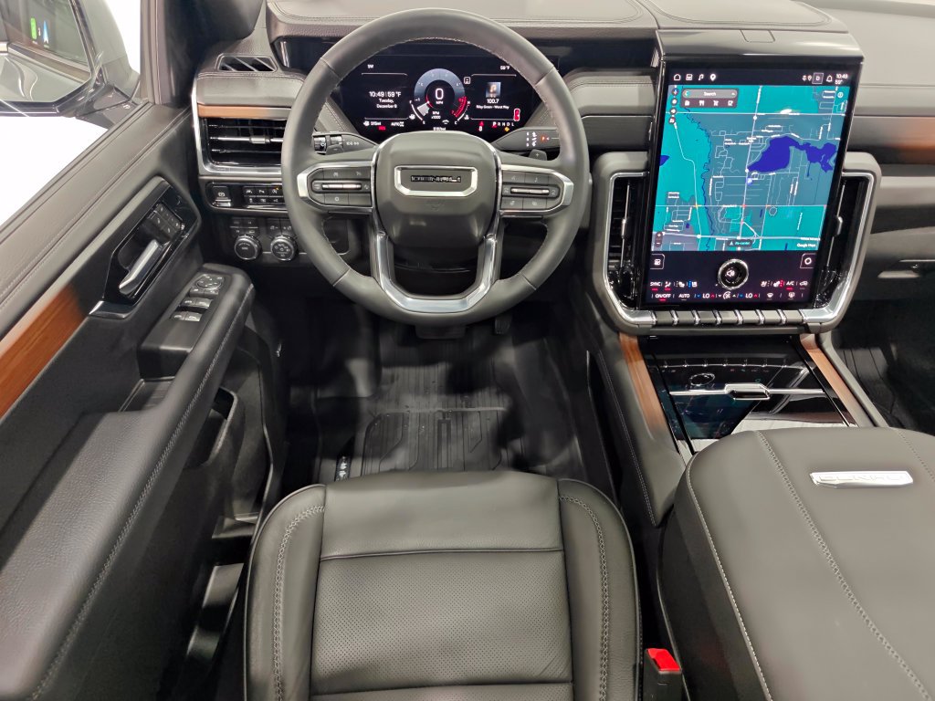 Used 2025 GMC Yukon Denali w/ Sun & Power Step Package AWD/4WD image 4