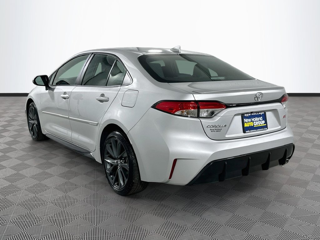 Certified 2026 Toyota Corolla SE FWD image 5