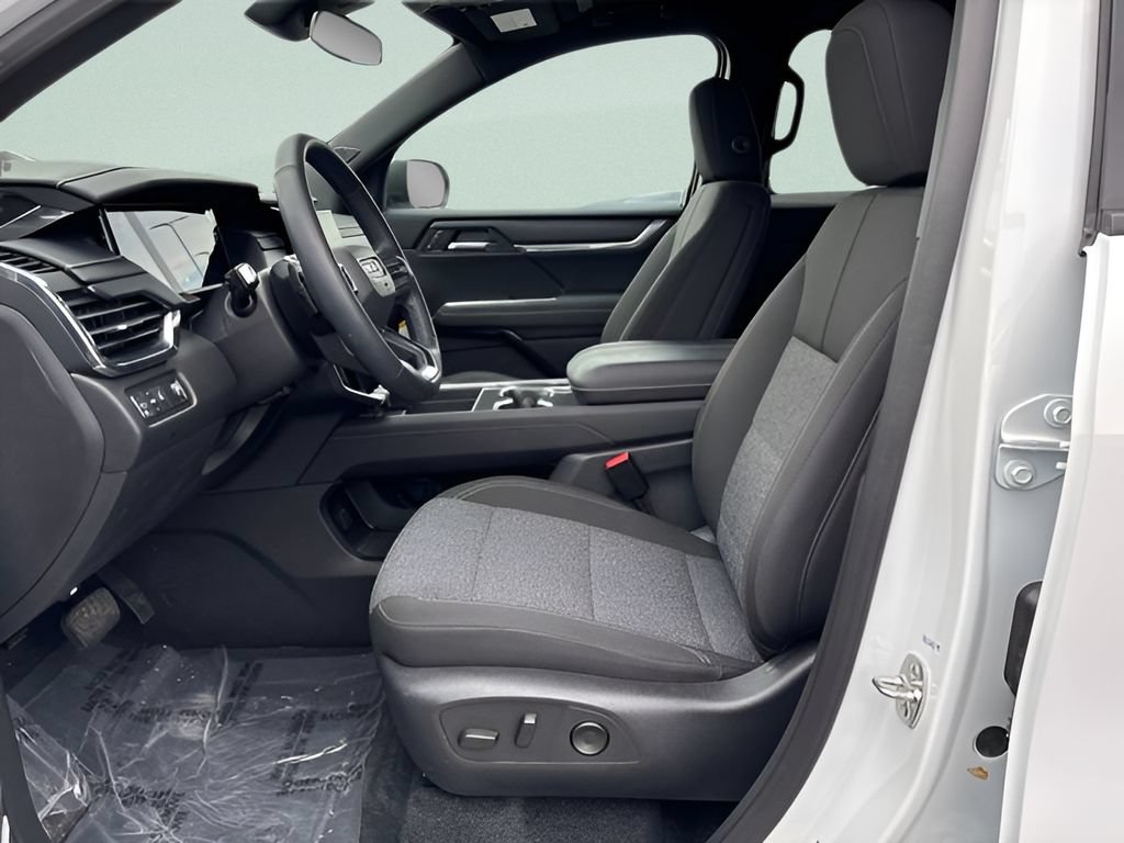 New 2025 GMC Acadia Elevation FWD image 10