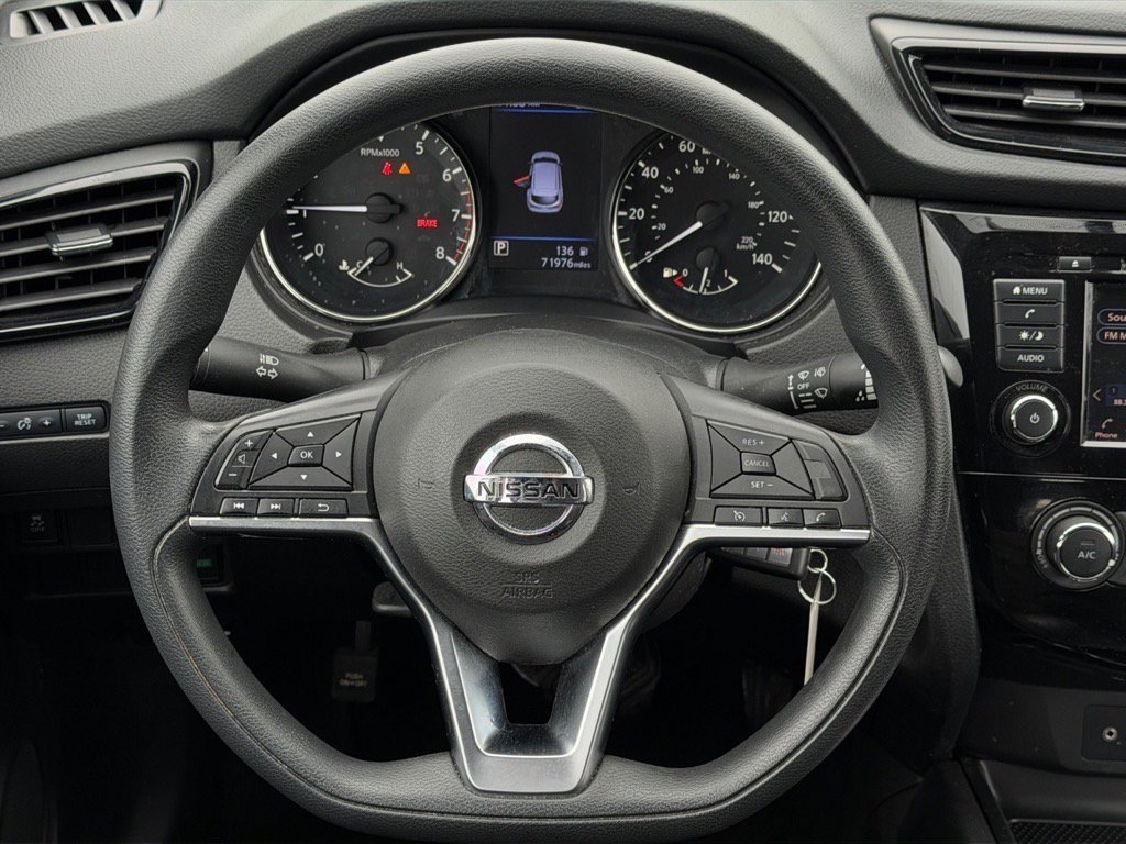 Used 2019 Nissan Rogue Sport S image 17