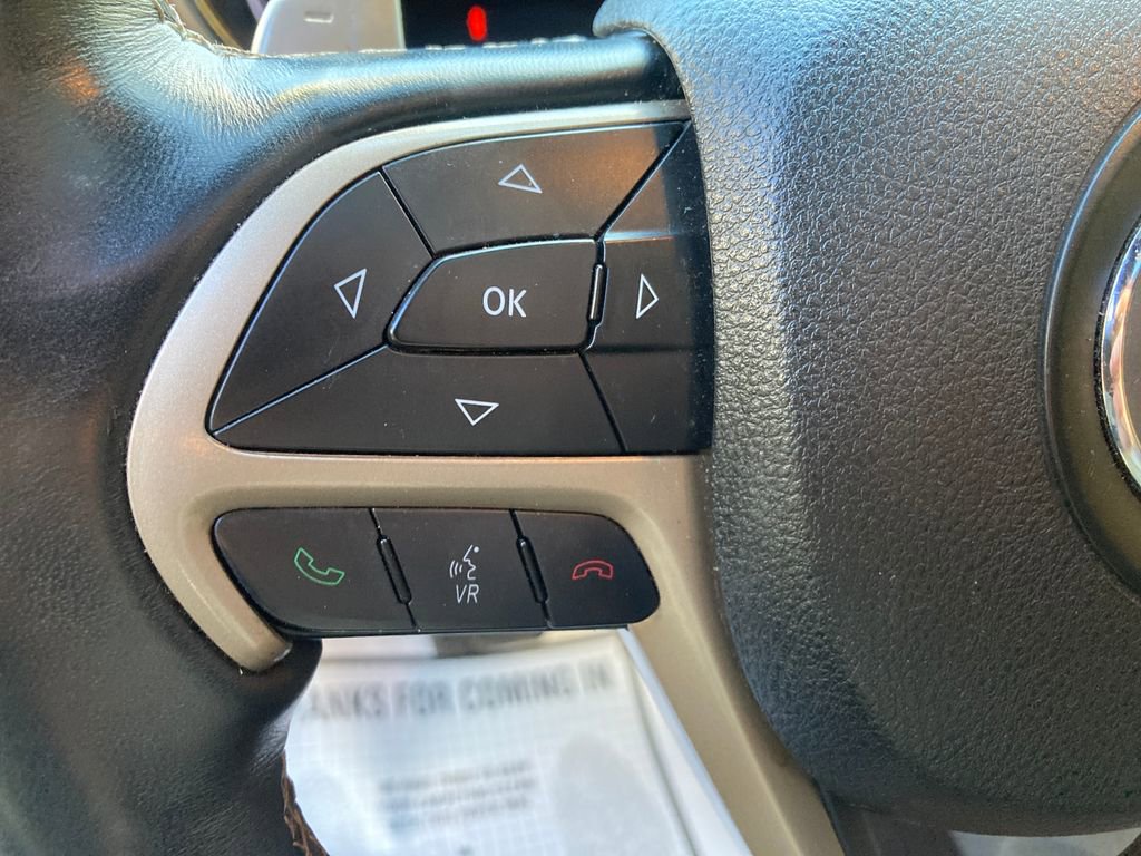 Used 2017 Jeep Grand Cherokee Limited image 36