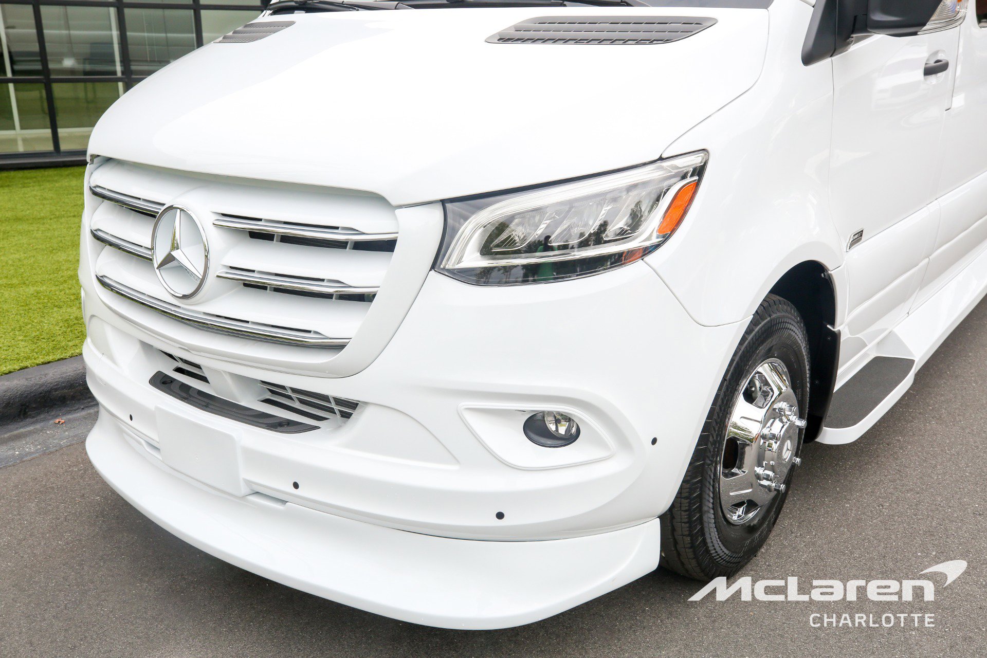Used 2023 Mercedes-Benz Sprinter 3500 image 43