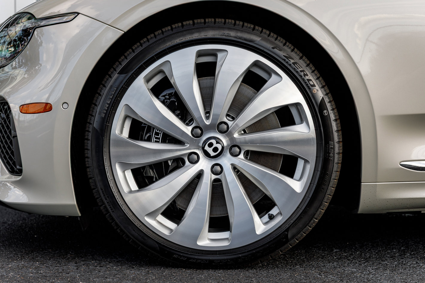 New 2026 Bentley Continental GTC image 9