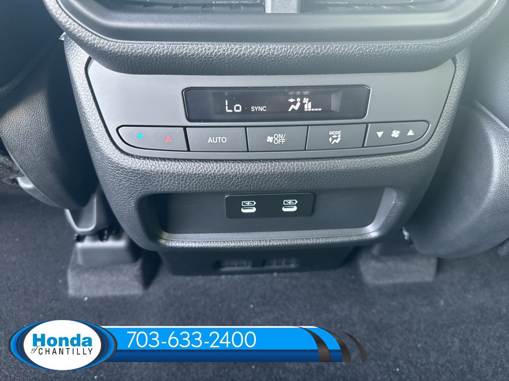 New 2026 Honda Pilot Touring image 32