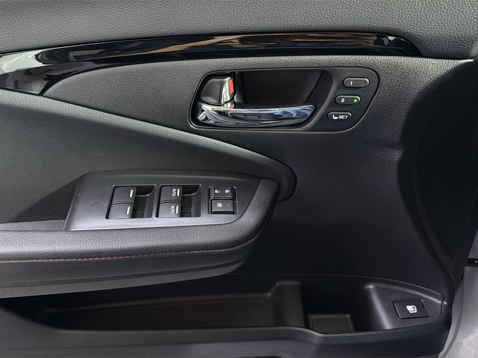 Used 2026 Honda Ridgeline Black Edition image 35