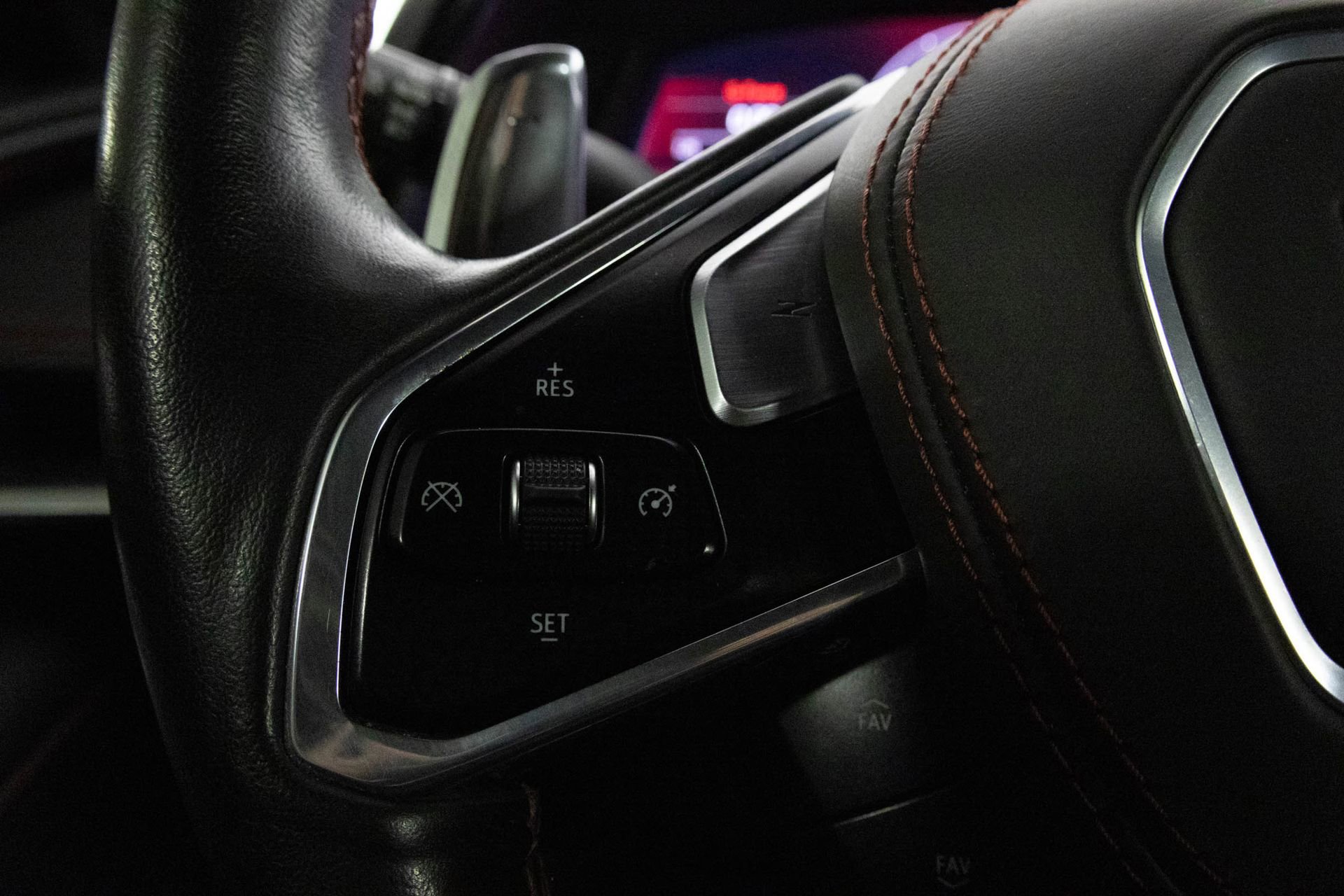 Used 2020 Chevrolet Corvette Stingray Premium Cpe w/ 3LT Preferred Equipment Group image 27