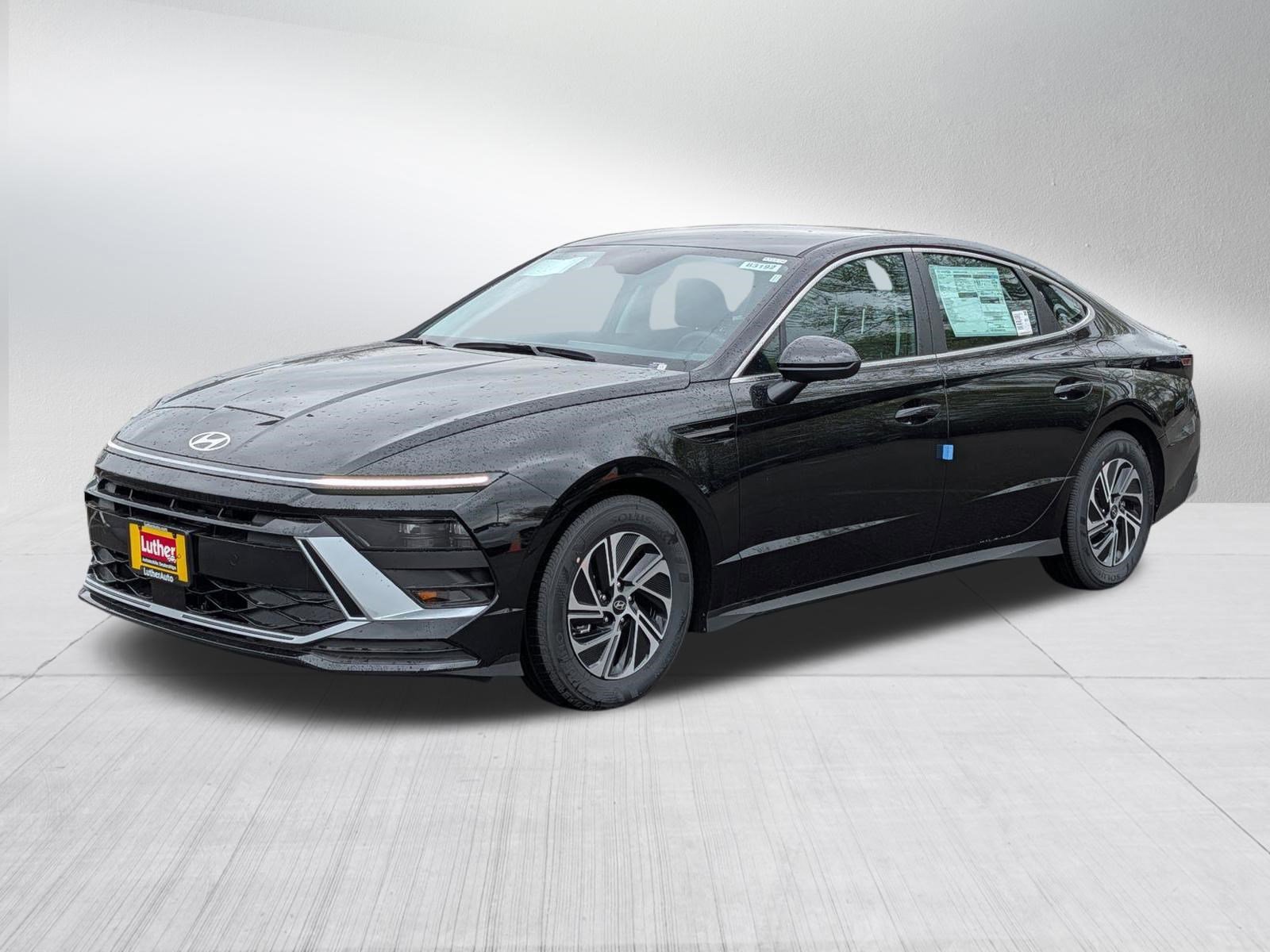 New 2026 Hyundai Sonata Blue FWD video 2