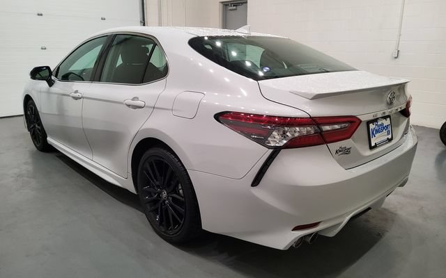 Used 2024 Toyota Camry XSE FWD image 5