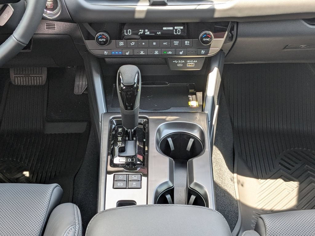 New 2026 Subaru Outback Touring AWD/4WD image 17