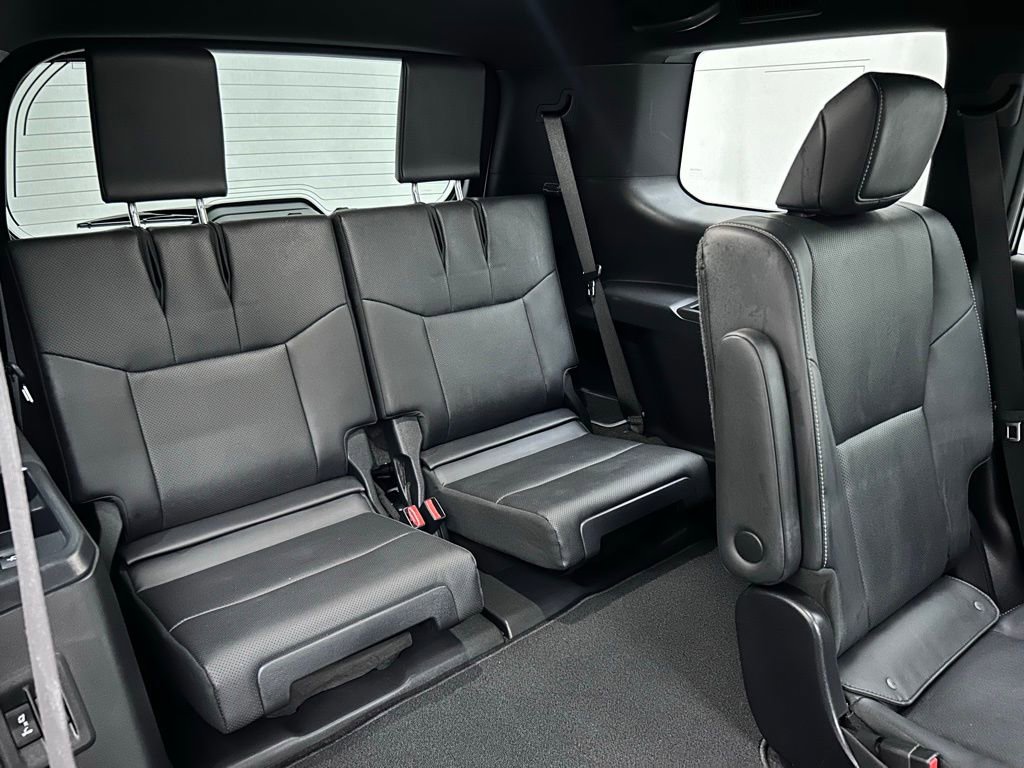 Used 2024 Lexus GX 550 w/ Accessory Package (Z1) image 16