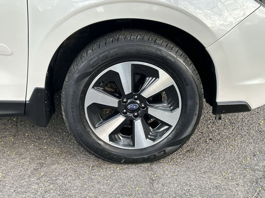Used 2017 Subaru Forester 2.5i Limited AWD/4WD image 13