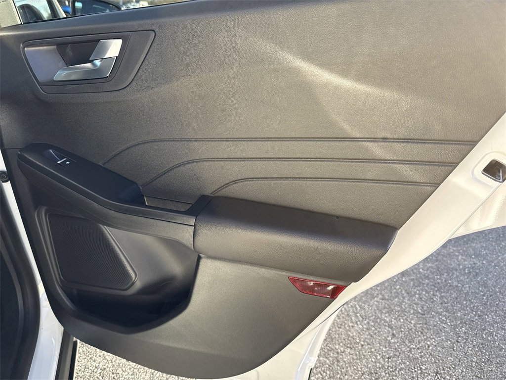 New 2026 Ford Escape ST-Line w/ Tech Pack #1 image 17