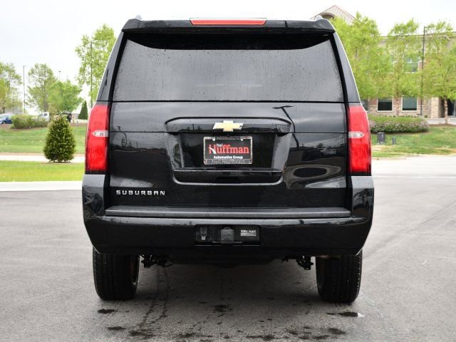 Used 2017 Chevrolet Suburban LT AWD/4WD image 6