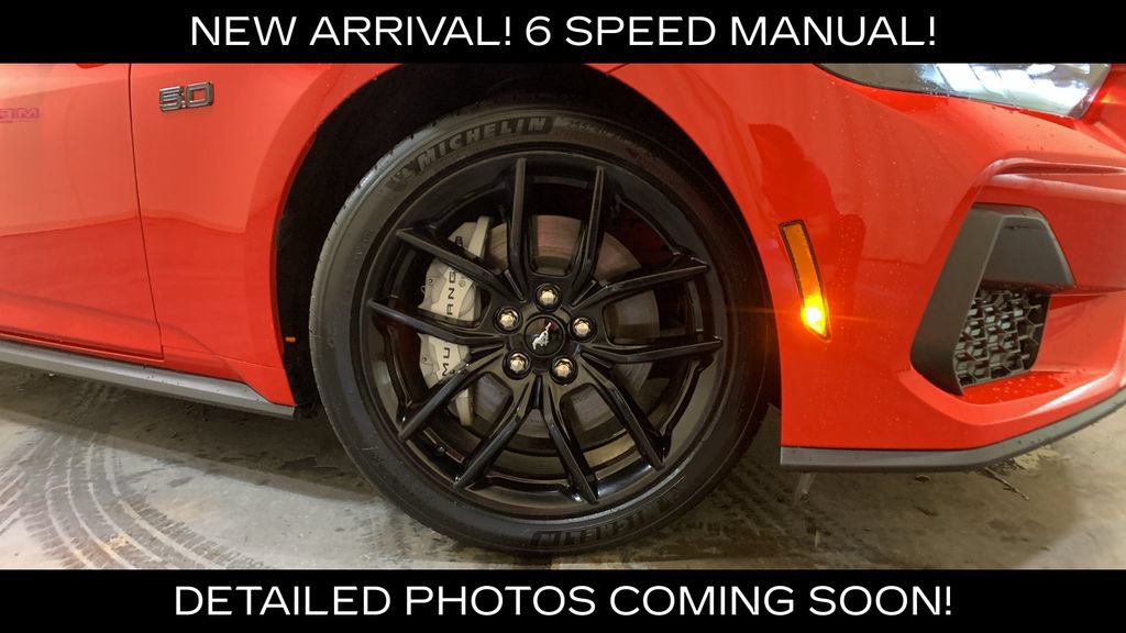 Used 2025 Ford Mustang GT RWD image 9