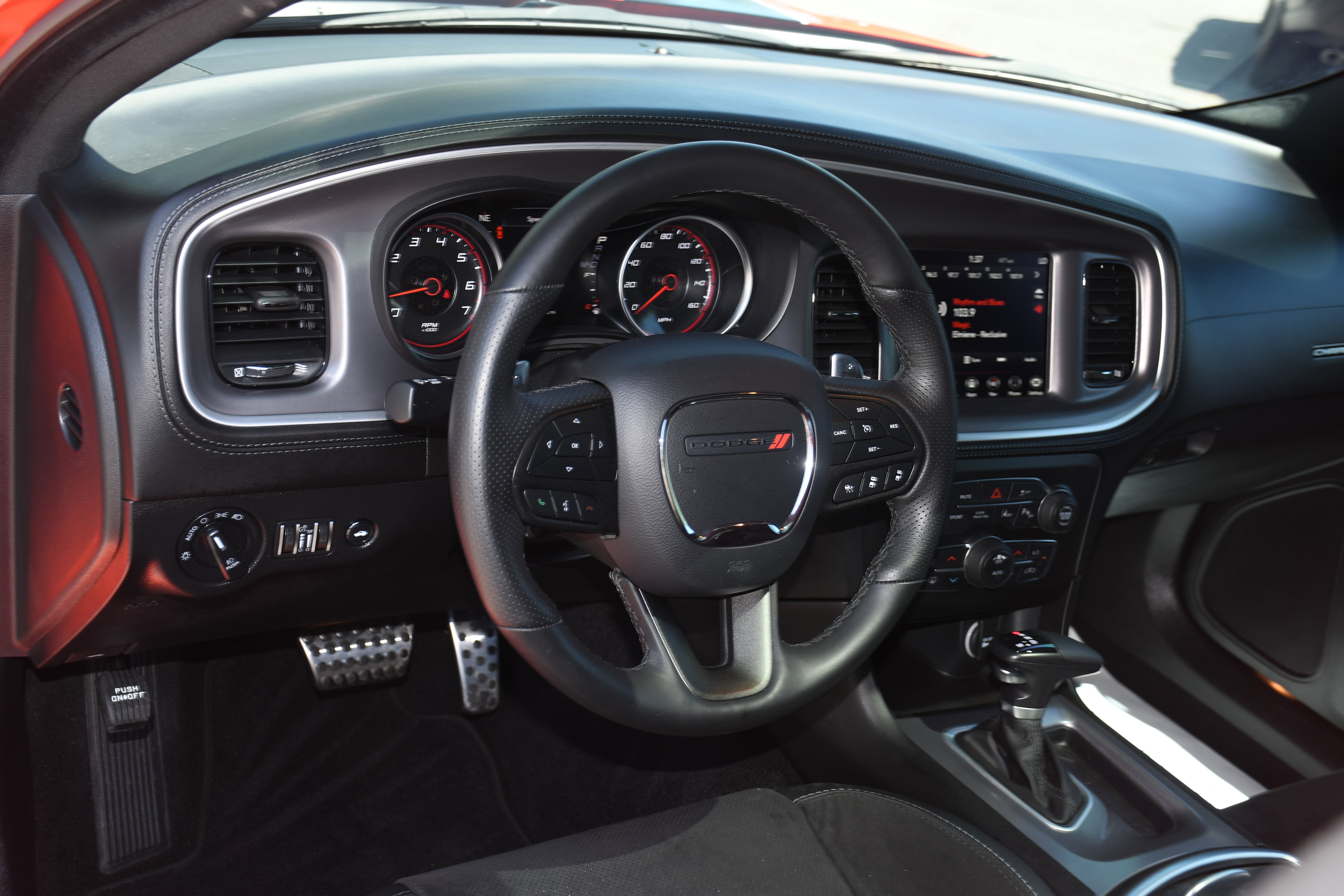 Used 2022 Dodge Charger R/T w/ Plus Group image 9