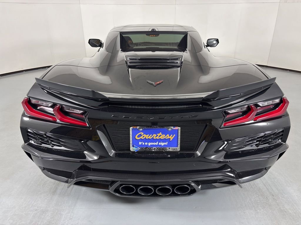 Used 2023 Chevrolet Corvette Z06 RWD image 8