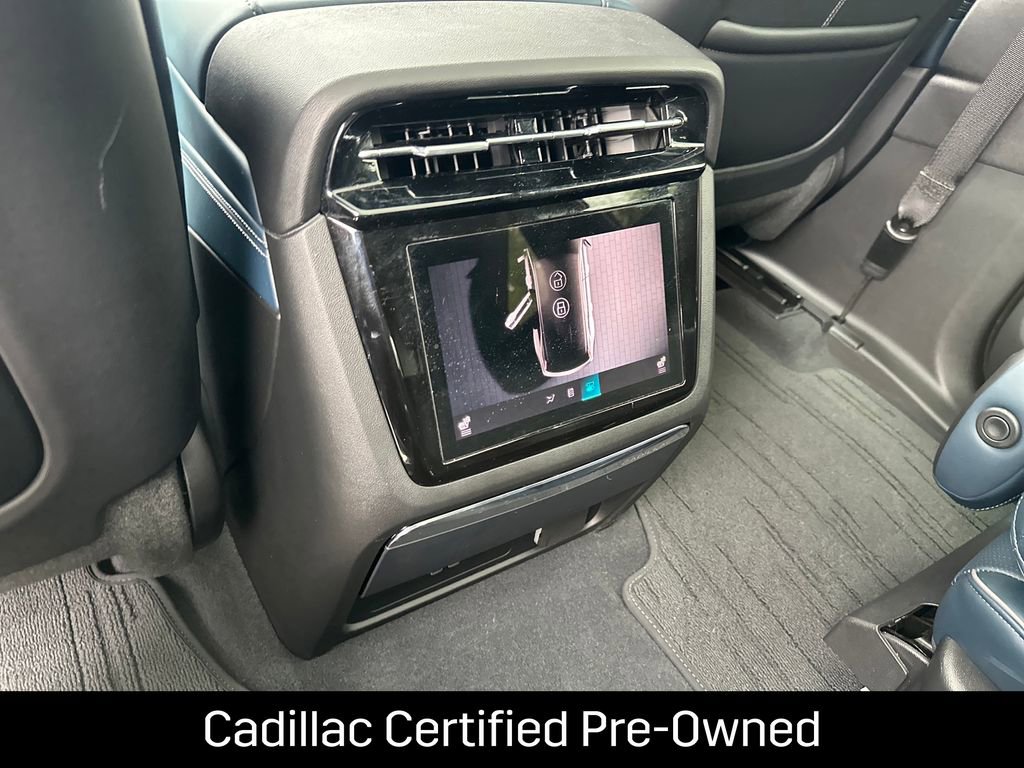 Certified 2025 Cadillac Escalade IQ Luxury 2 w/ LPO, Premium Carpet Package AWD/4WD image 34