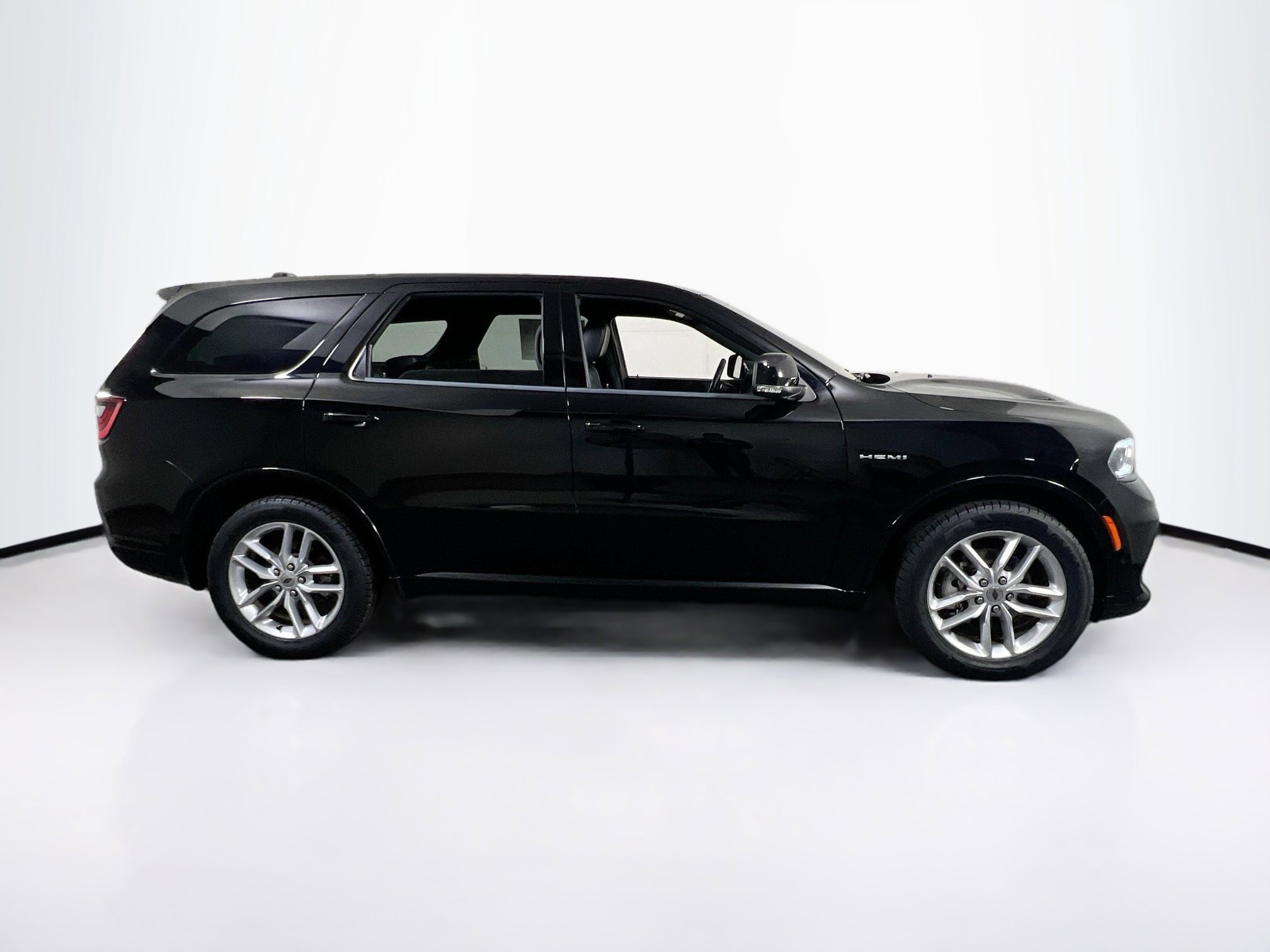 Used 2022 Dodge Durango R/T AWD/4WD image 4