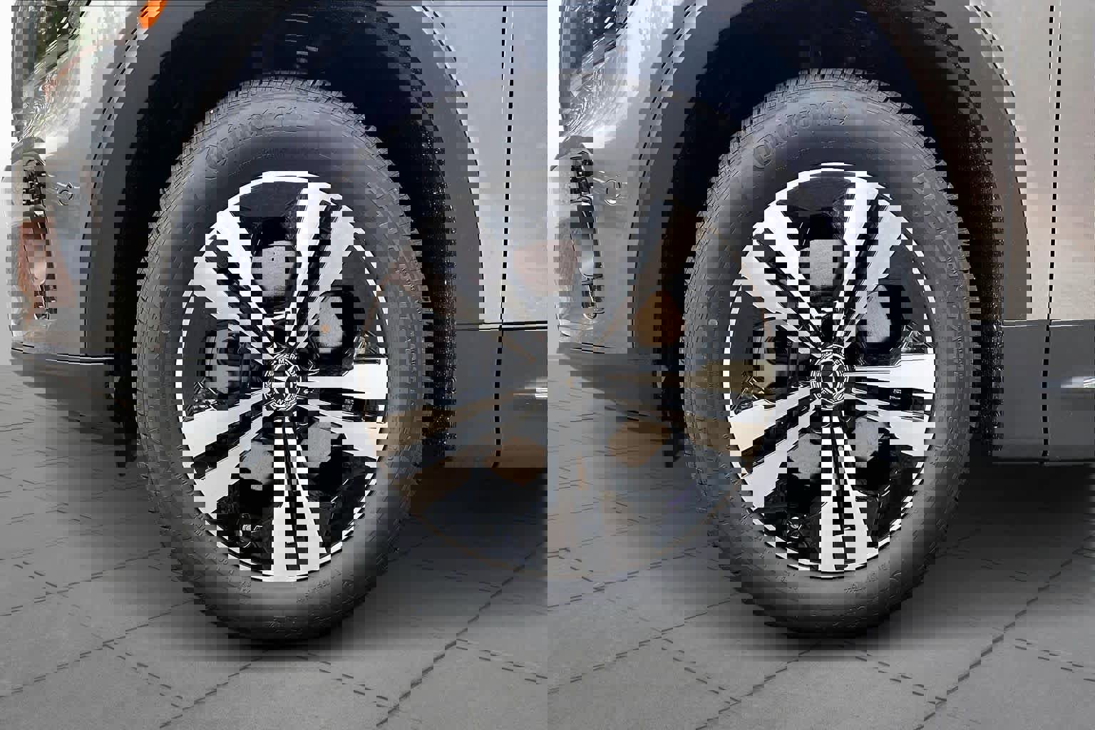 New 2026 Mercedes-Benz GLB 250 4MATIC image 16