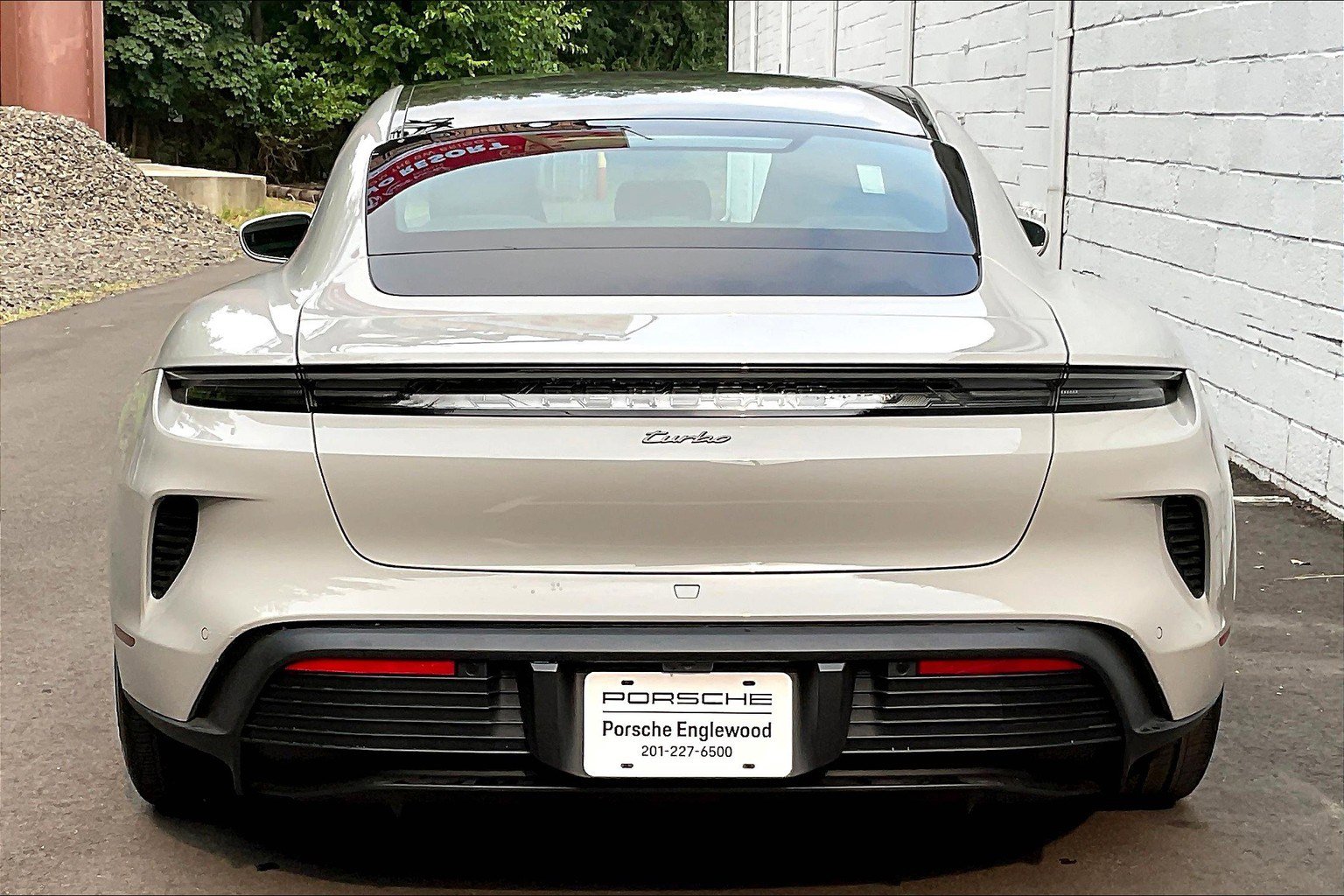 New 2025 Porsche Taycan Turbo AWD/4WD image 6