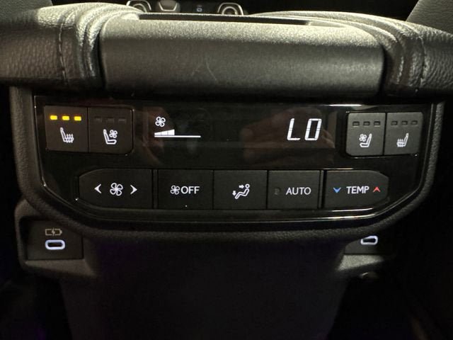 Used 2026 Toyota Grand Highlander AWD image 31