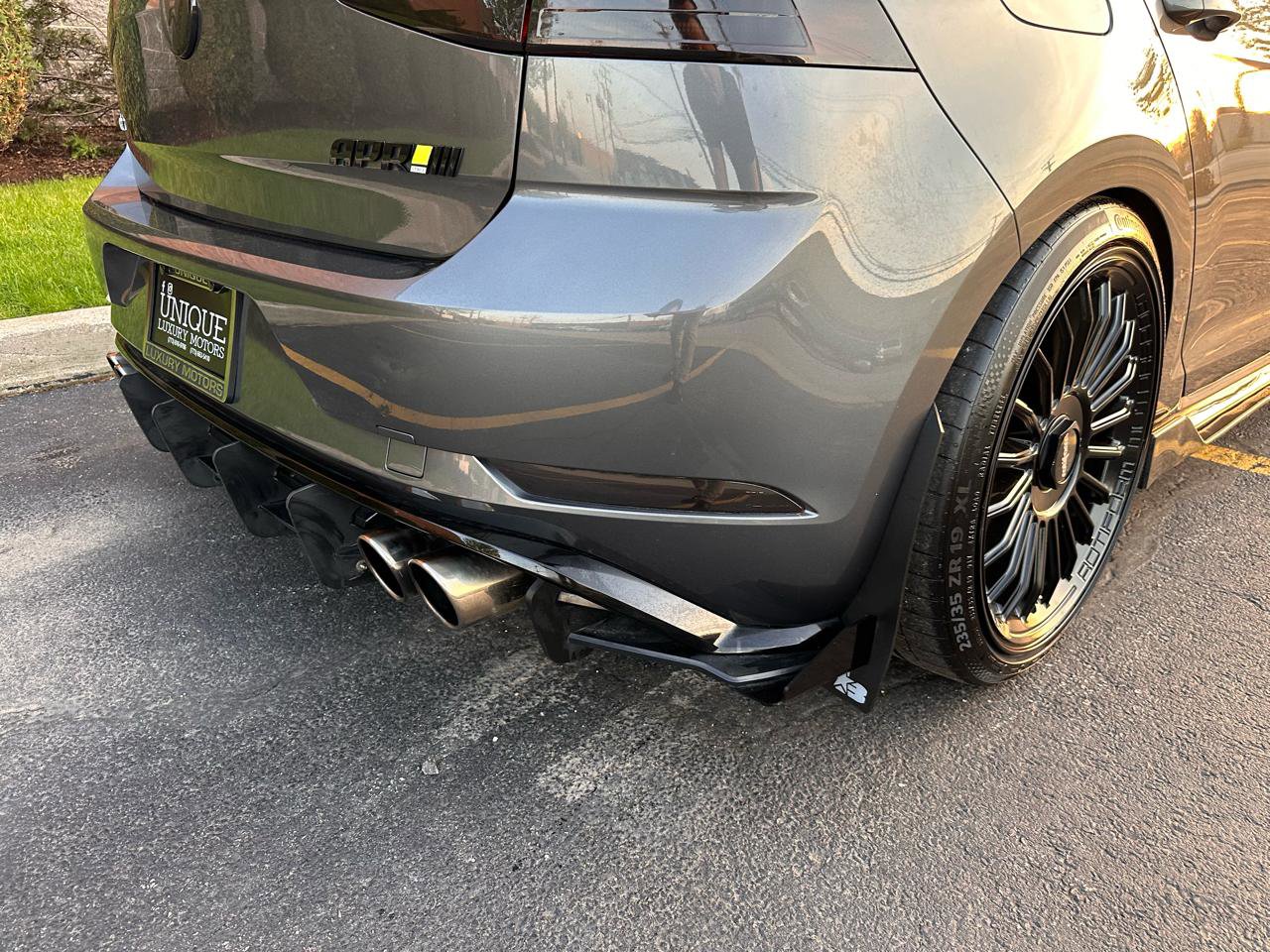 Used 2019 Volkswagen Golf R 4-Door AWD/4WD image 50