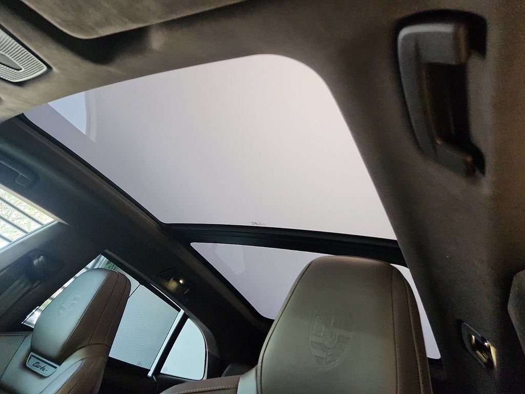 New 2026 Porsche Cayenne Turbo AWD/4WD image 14