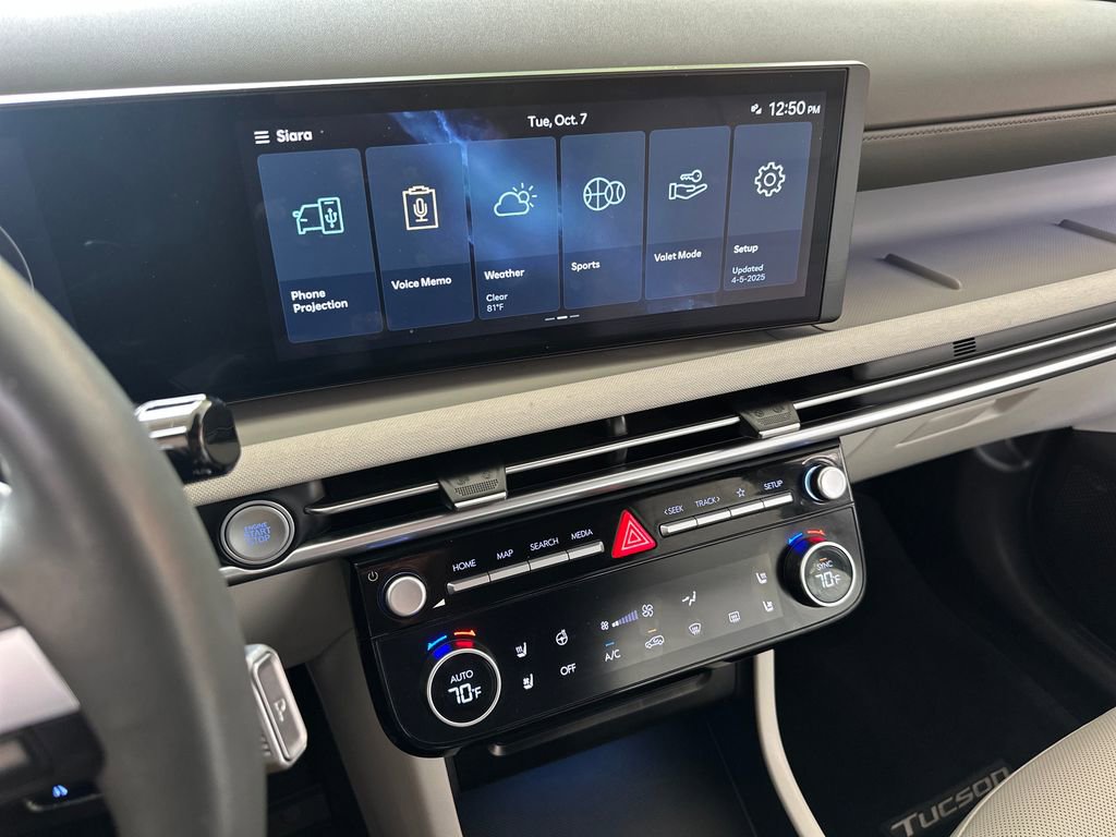 Used 2025 Hyundai Tucson Limited image 30