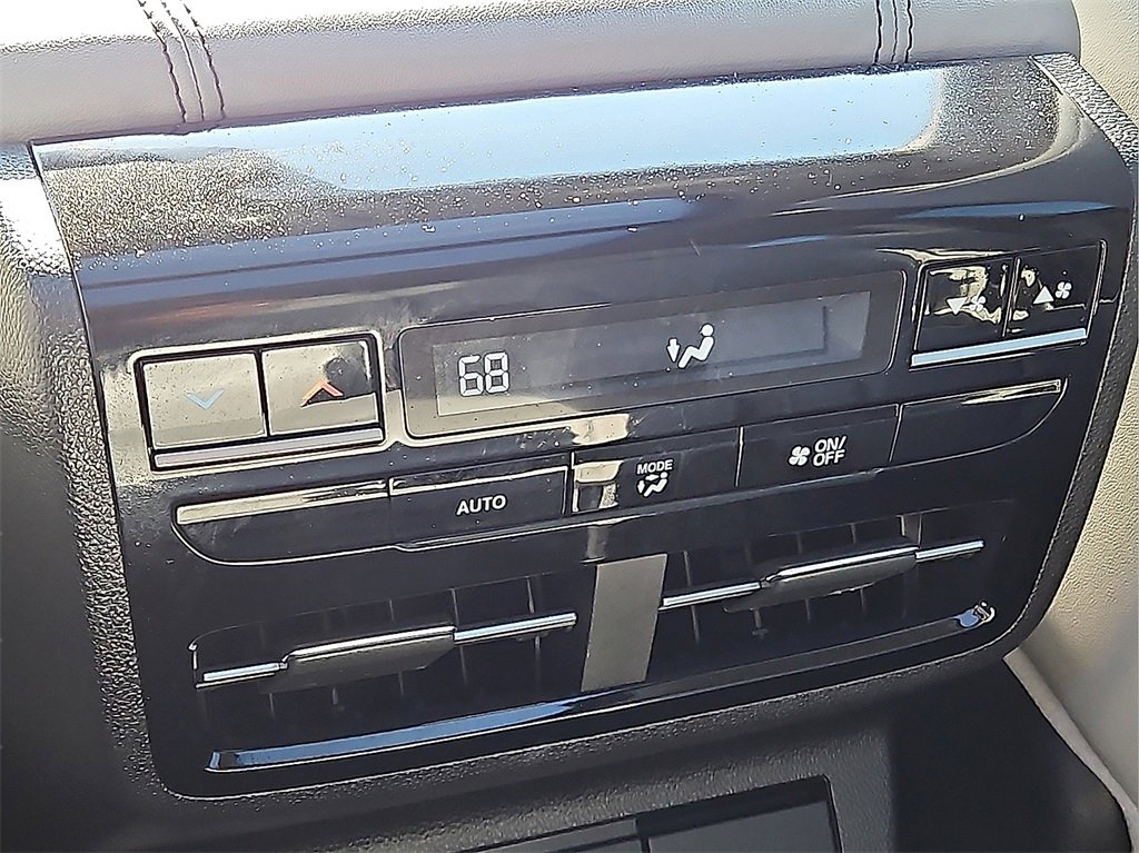 Certified 2023 Acura MDX FWD w/ Technology Package image 13