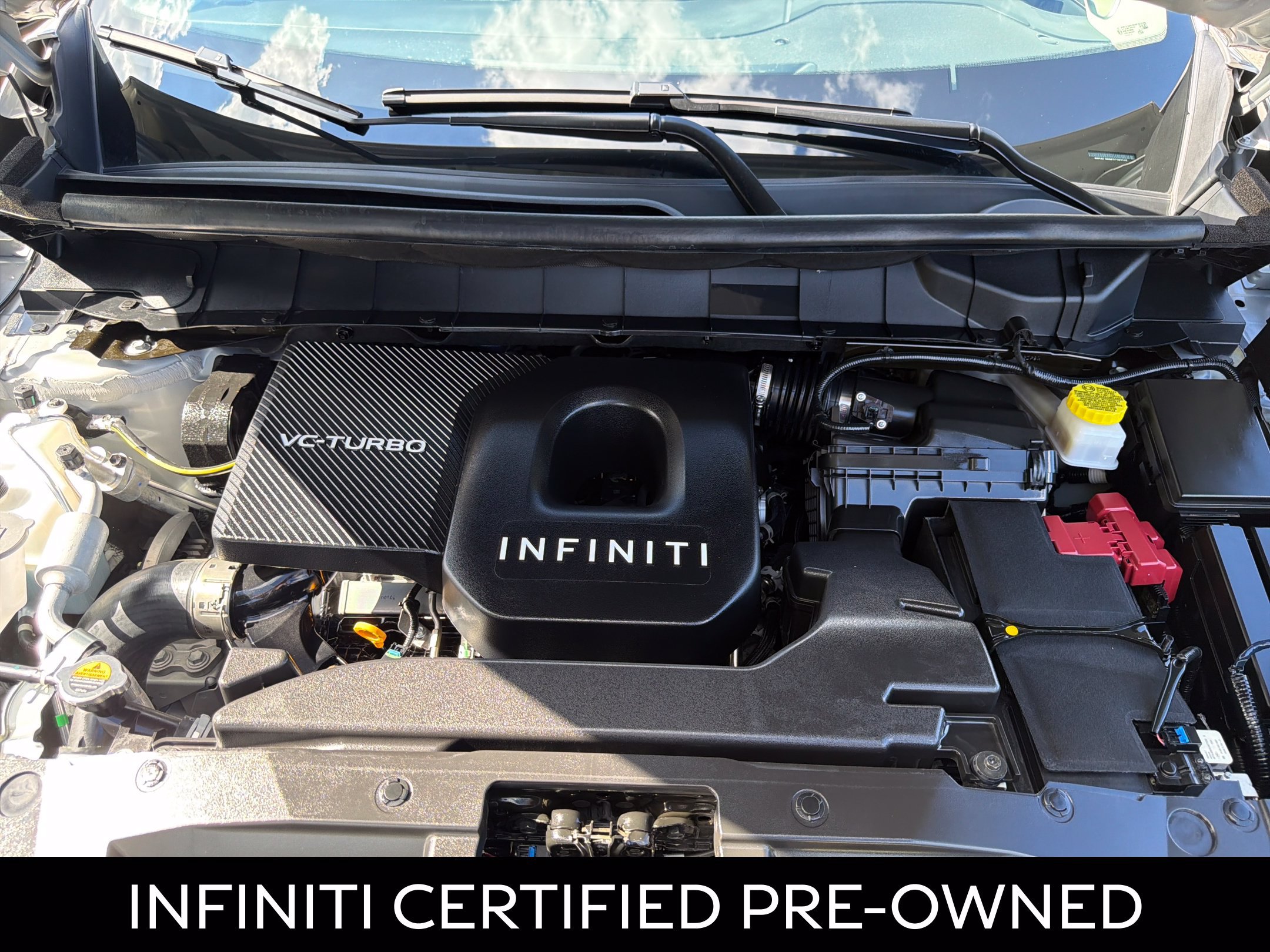 Certified 2026 INFINITI QX60 Luxe w/ Family Package FWD image 18