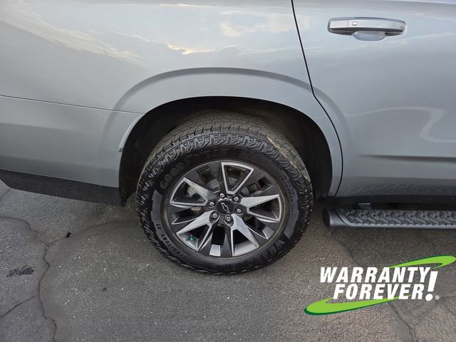 Used 2024 Chevrolet Tahoe Z71 w/ Luxury Package image 21