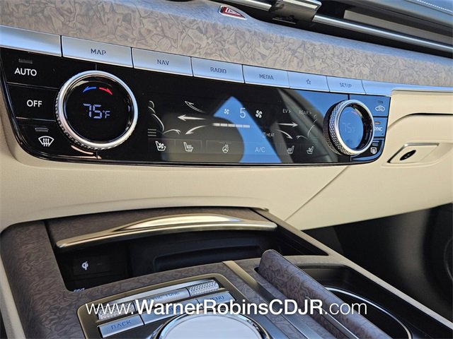 Used 2024 Genesis G80 image 23