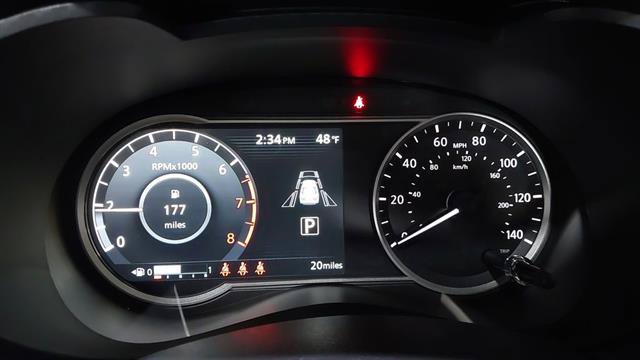 Used 2025 Nissan Versa SV w/ Trunk Package FWD image 22
