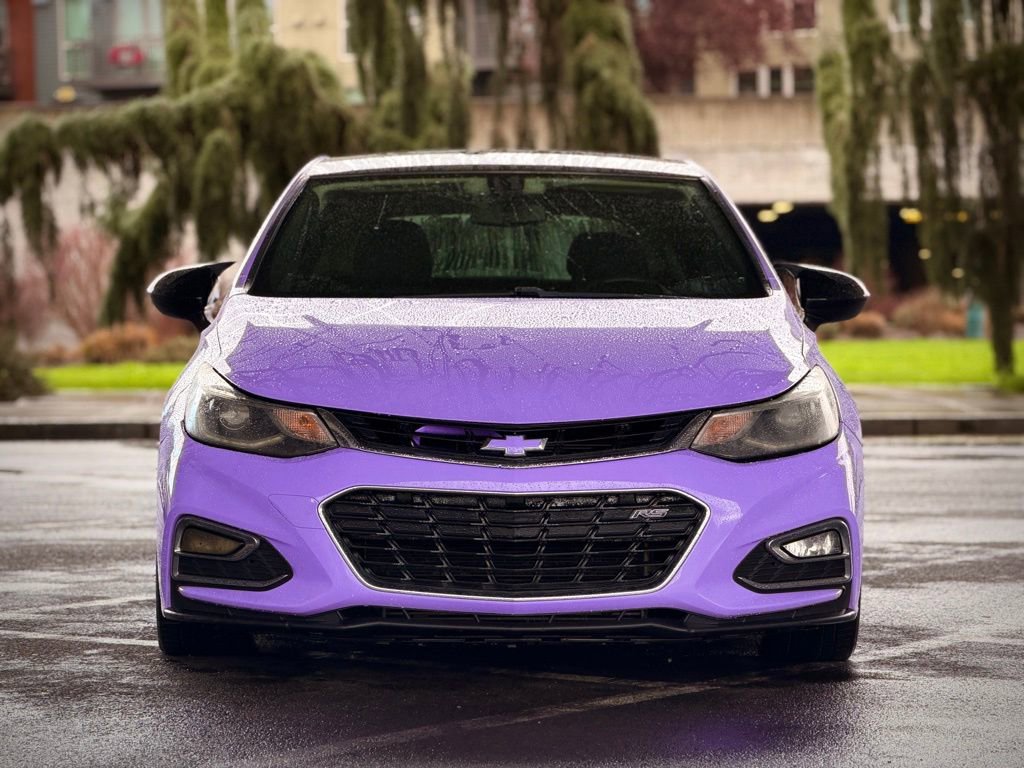 Used 2017 Chevrolet Cruze LT w/ Convenience Package FWD image 3