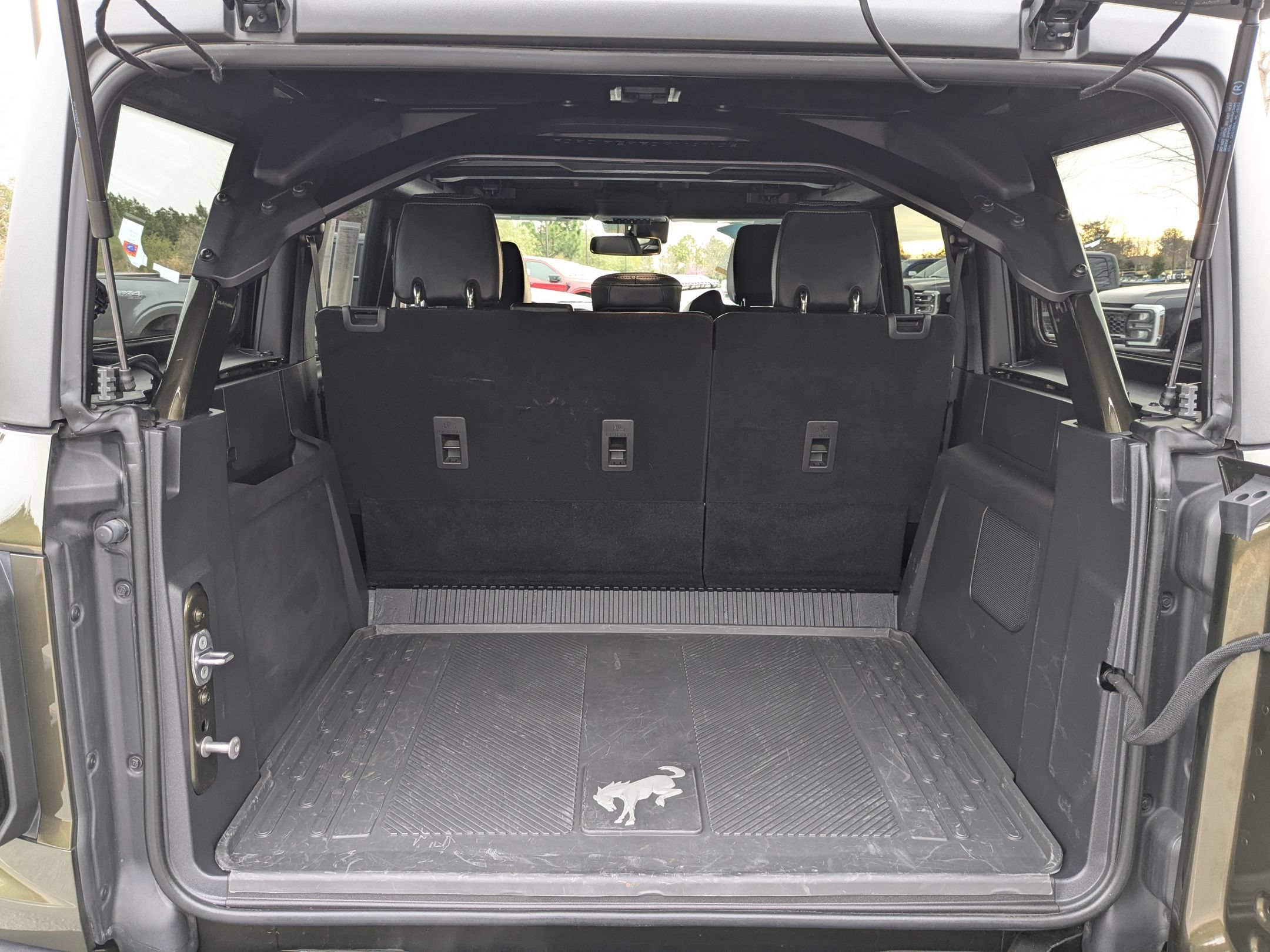Used 2024 Ford Bronco Raptor w/ Interior Carbon Fiber Pack 6 AWD/4WD image 35