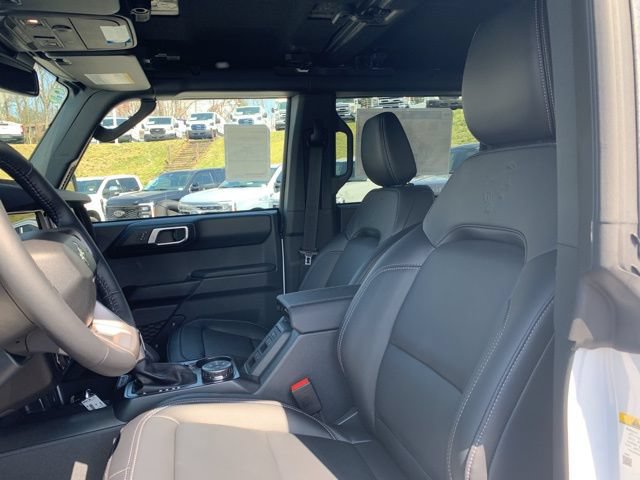 New 2026 Ford Bronco Outer Banks w/ Sasquatch Package AWD/4WD image 24