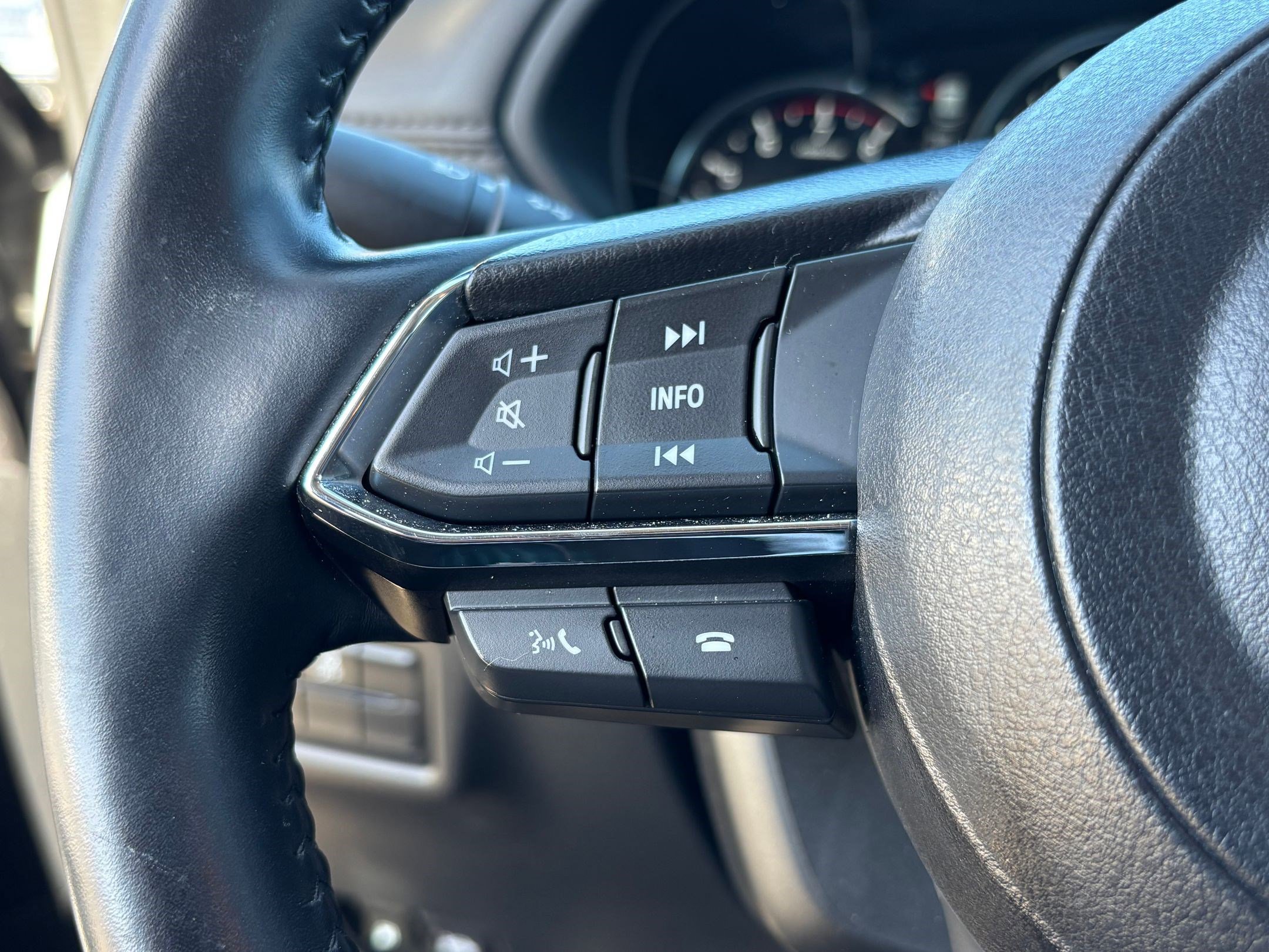 Used 2023 MAZDA CX-5 AWD 2.5 S w/ Premium Plus Pkg image 17