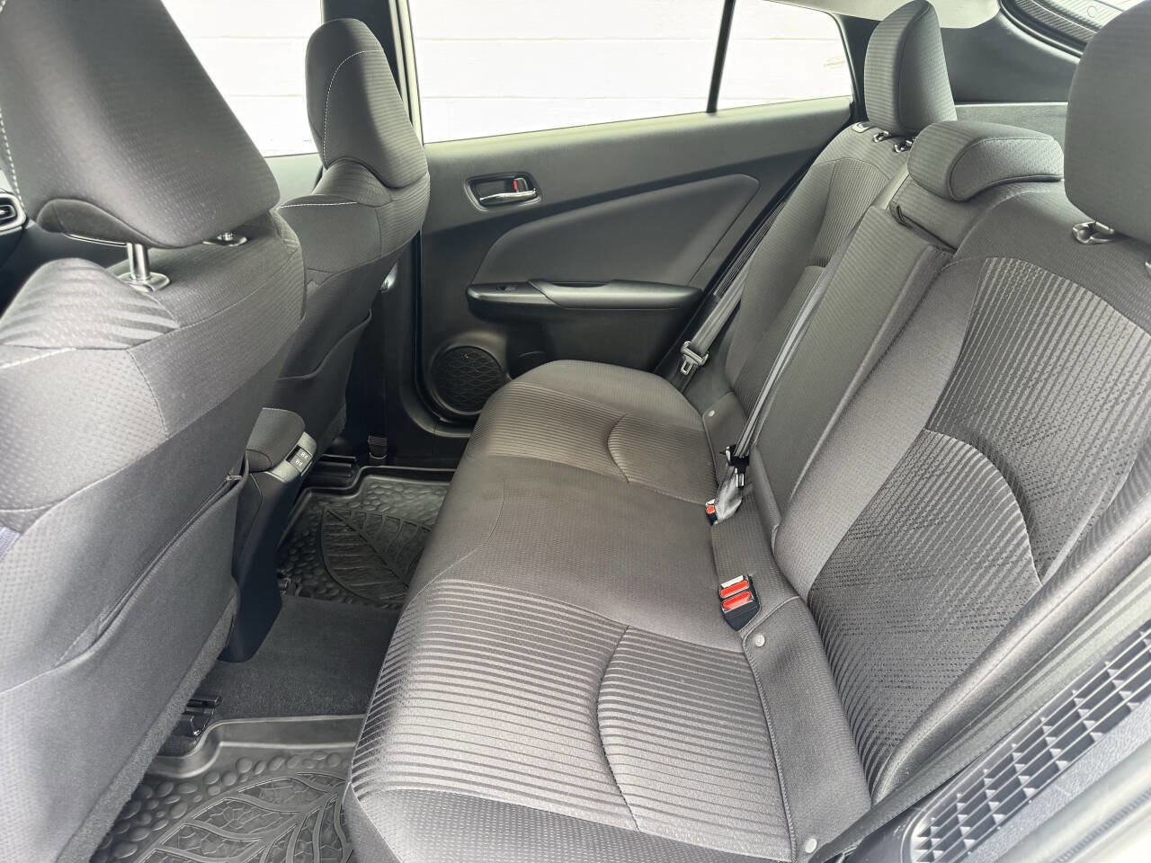 Used 2020 Toyota Prius Prime LE FWD image 24