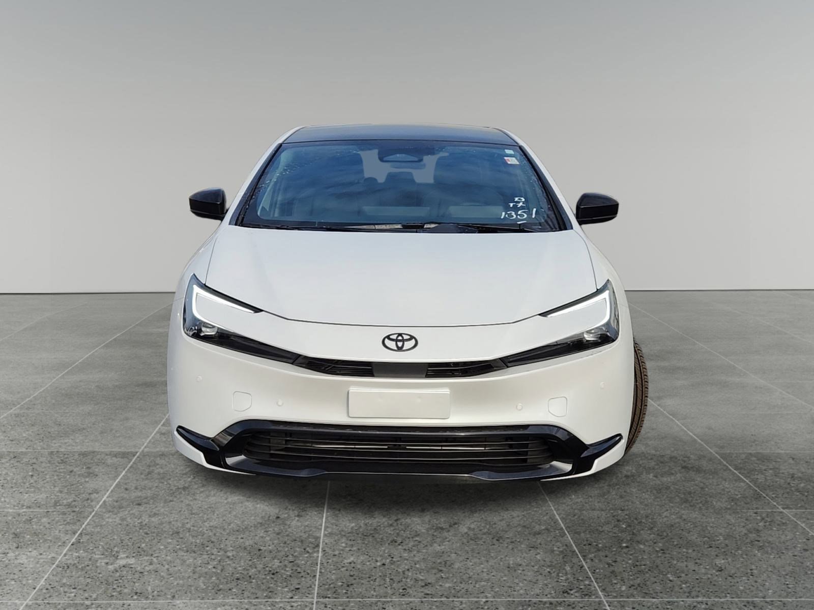 New 2026 Toyota Prius Plug-In Hybrid image 2