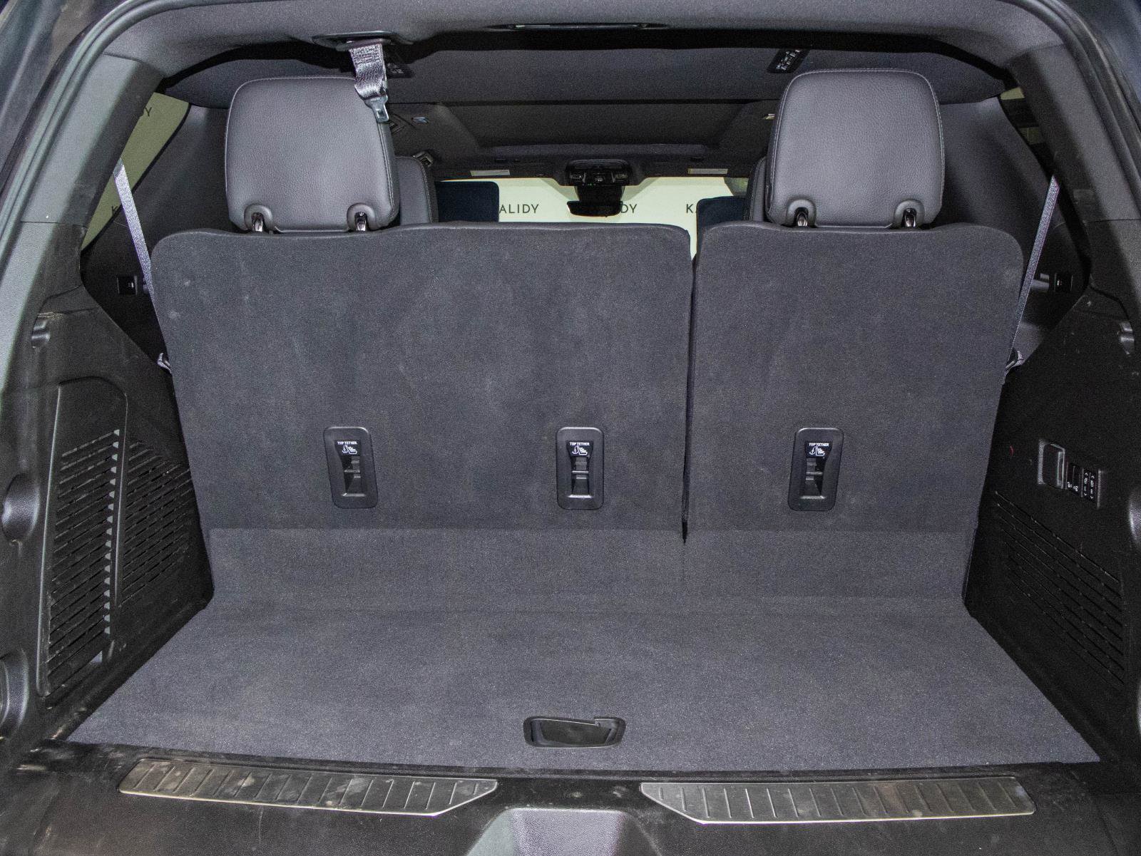 Used 2023 GMC Yukon Denali w/ Denali Reserve Package image 26