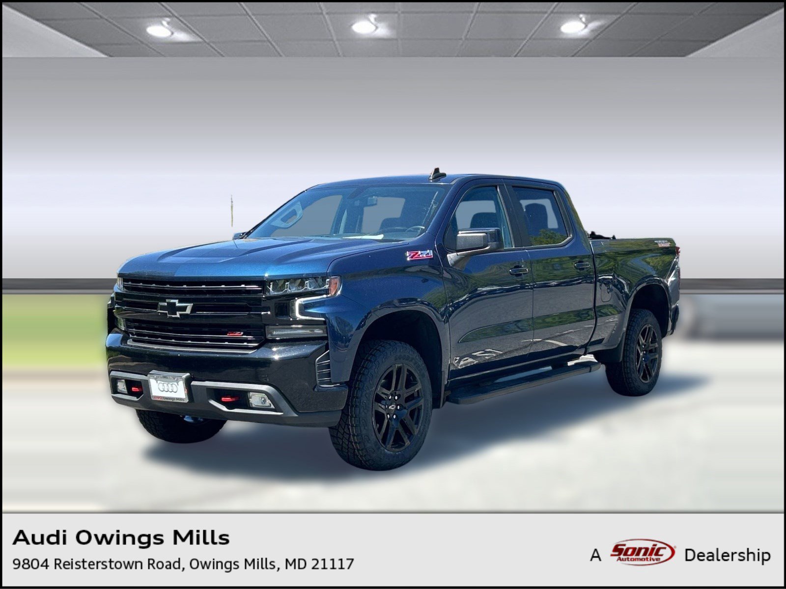 Used 2021 Chevrolet Silverado 1500 LT Trail Boss w/ Bed Protection Package AWD/4WD image 1